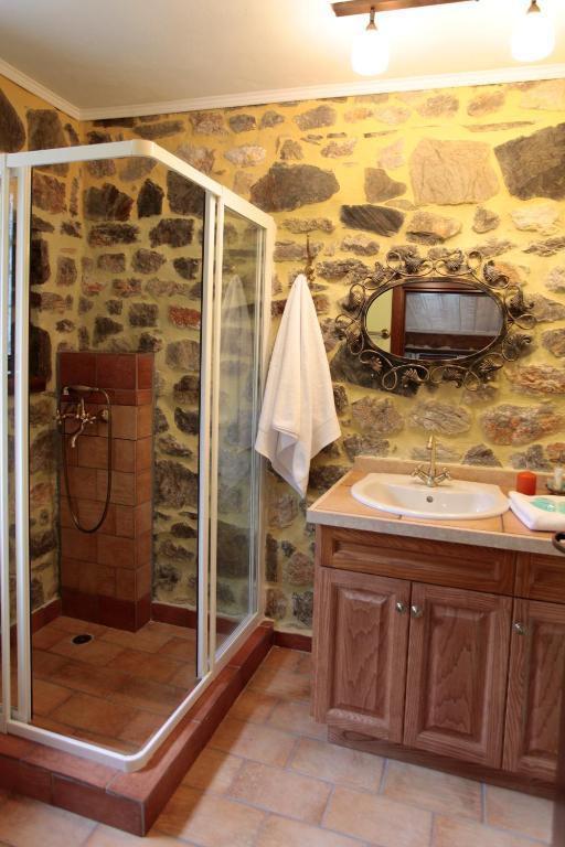 Efharis Filoxenon Apartman Feneósz Szoba fotó